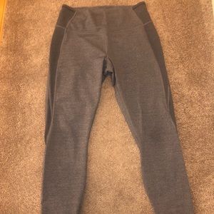 EUC Lululemon Ankle-Length Leggings